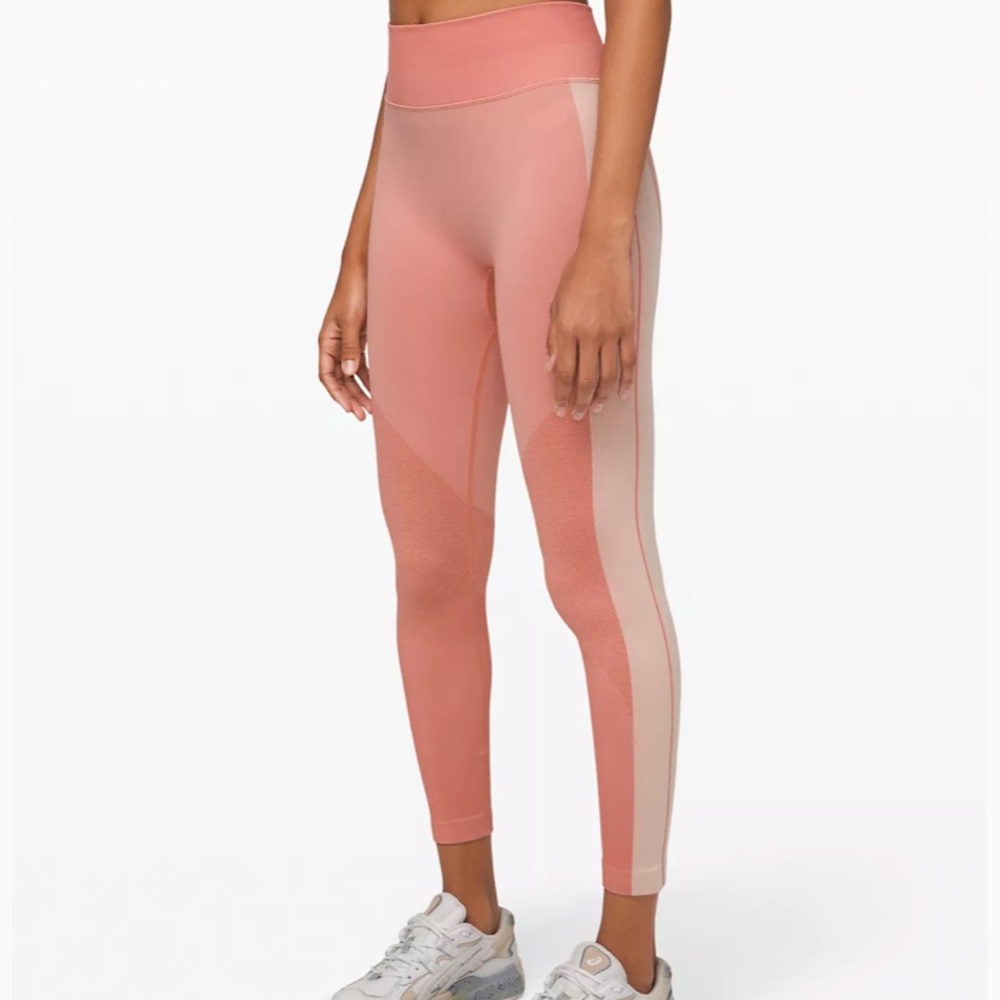Lululemon ebb to train tight abstract